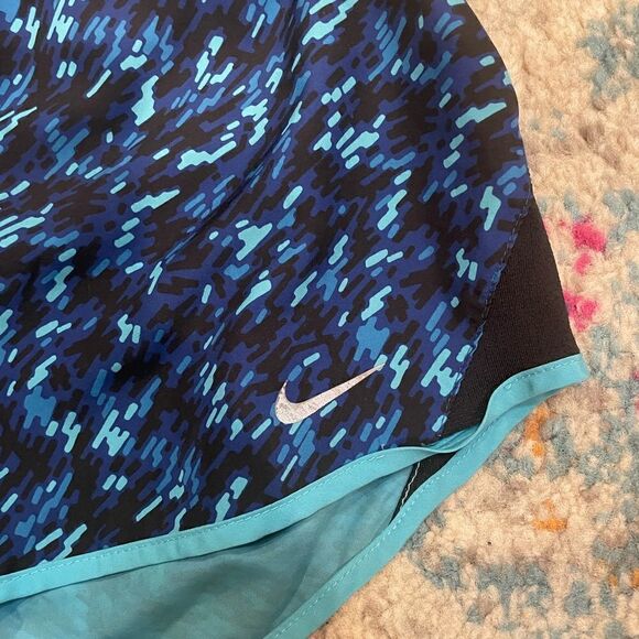 Dri-fit Nike shorts size S - Picture 3 of 4